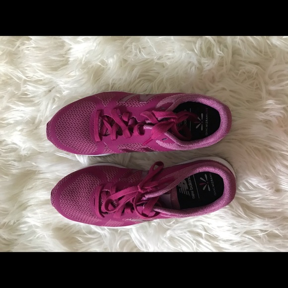 New Balance x Isaac Mizrahi Live! Lace-Up Sneakers - Picture 9 of 16